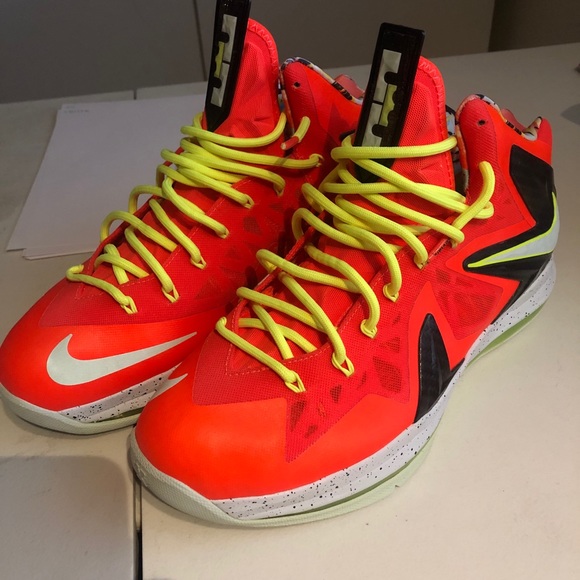 Nike Other - LeBron 10 Elite Basketball Shoes